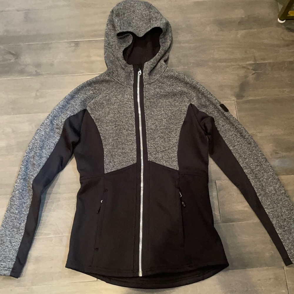 Spyder zip up